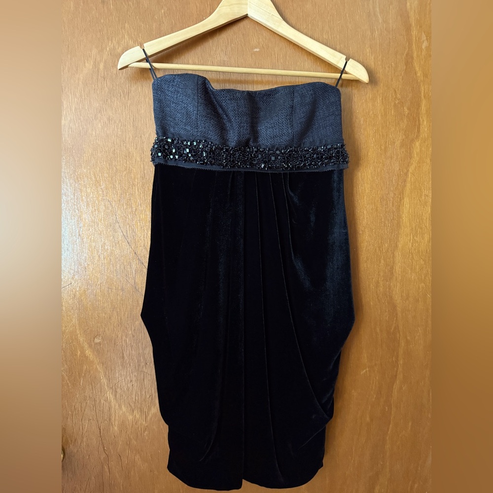NWT Escada Black Wool & Silk Strapless Velvet Cocktail Dress - Size DE 34, US 4
